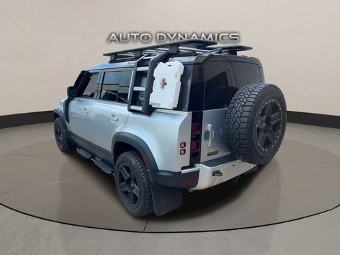 Used 2020 Land Rover Defender 110 First Edition image 4