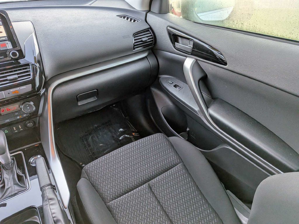 Used 2026 Mitsubishi Eclipse Cross ES AWD/4WD image 17
