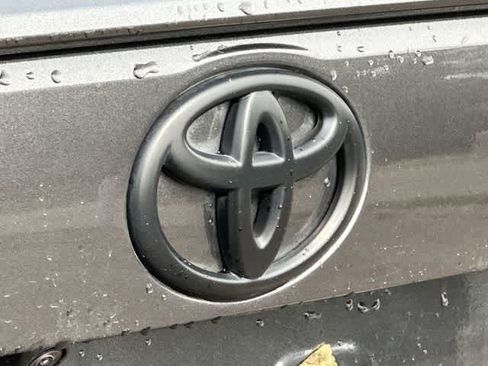 Used 2025 Toyota RAV4 LE AWD/4WD image 16