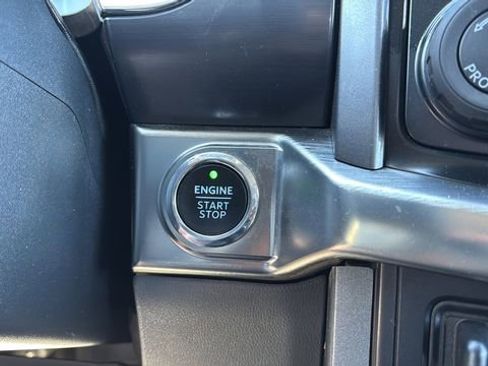 Used 2023 Ford F150 Lariat w/ Trailer Tow Package image 28