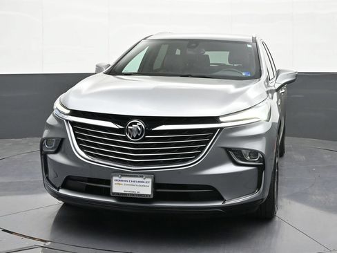 Used 2023 Buick Enclave Essence AWD/4WD image 8