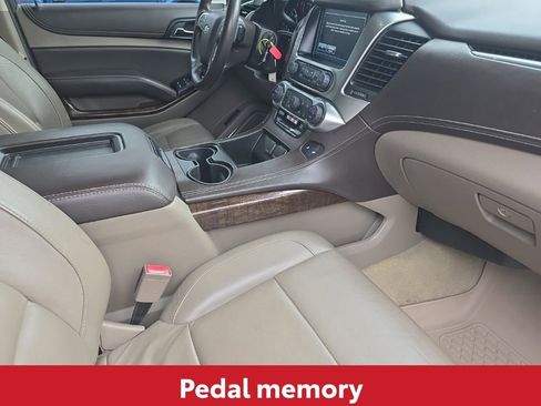 Used 2017 Chevrolet Tahoe LT image 16