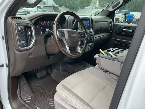Used 2021 Chevrolet Silverado 1500 RST AWD/4WD image 13