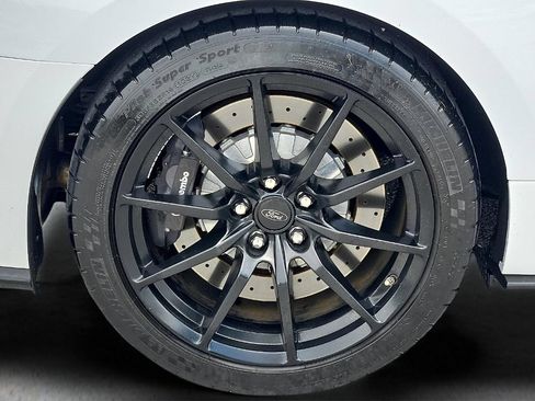 Used 2017 Ford Mustang Shelby GT350 RWD image 8