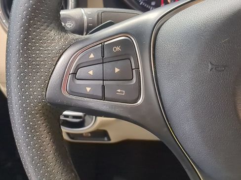Used 2018 Mercedes-Benz CLA 250 4MATIC image 27