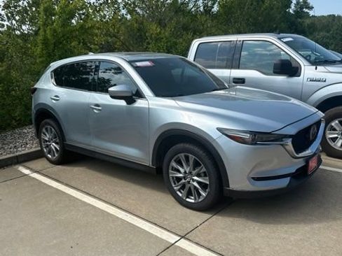 Used 2020 MAZDA CX-5 Grand Touring FWD image 2