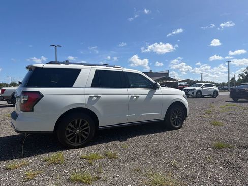 Used 2021 Ford Expedition Limited RWD image 5
