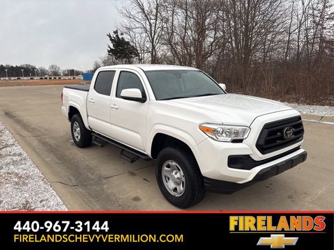 Used 2023 Toyota Tacoma TRD Sport image 11