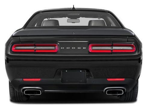Used 2016 Dodge Challenger R/T Scat Pack w/ Leather Interior Group RWD image 8