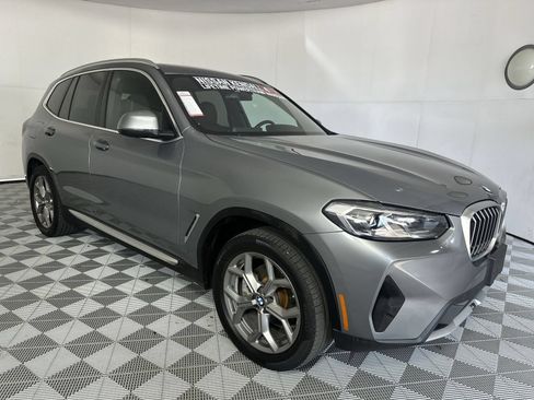 Used 2024 BMW X3 xDrive30i AWD/4WD image 2