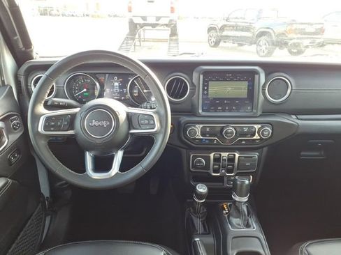Used 2023 Jeep Wrangler Unlimited Sahara AWD/4WD image 18
