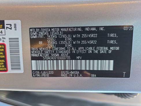Certified 2025 Lexus TX 550h AWD Plug-In Hybrid w/ Technology Package image 37