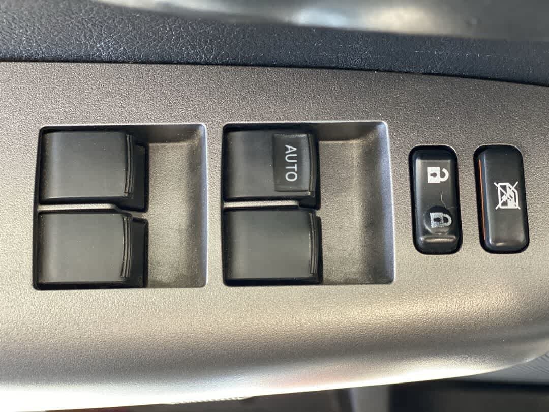 Used 2011 Toyota Tundra 4x4 Double Cab w/ TRD Off-Road Pkg image 16
