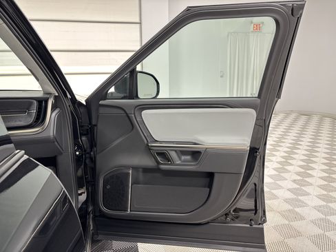 Used 2024 Rivian R1S Adventure AWD/4WD image 18