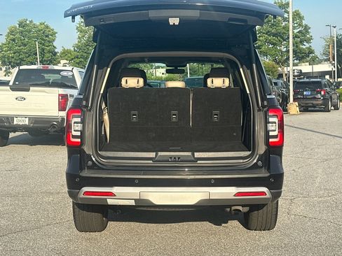 Certified 2024 Ford Expedition Limited RWD image 18