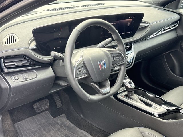 Used 2024 Buick Envista Sport Touring w/ Convenience I Package FWD image 14