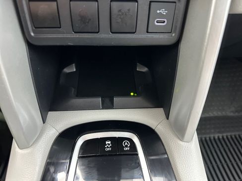 Used 2024 Toyota Corolla Cross LE FWD image 28