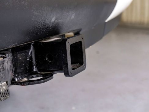 Used 2012 Nissan Armada SV RWD image 44