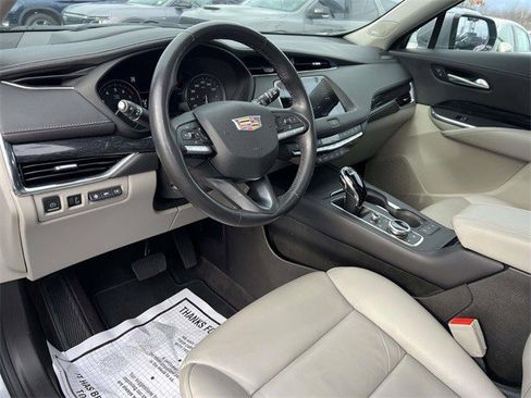 Certified 2023 Cadillac XT4 Premium Luxury w/ Technology Package image 10