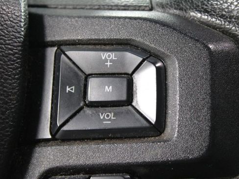 Used 2015 Ford F150 XLT w/ Equipment Group 302A Luxury image 27