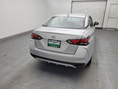 Used 2021 Nissan Versa SV FWD image 7