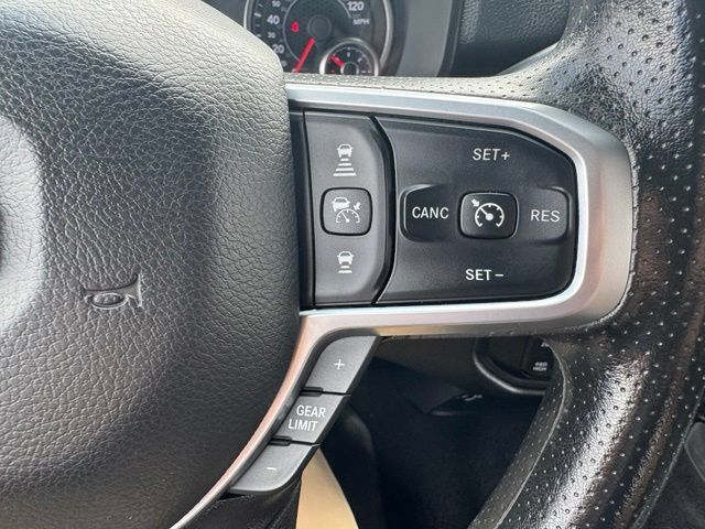 Used 2025 RAM 2500 Tradesman AWD/4WD image 18