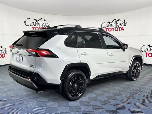 Used 2022 Toyota RAV4 XSE AWD/4WD image 8