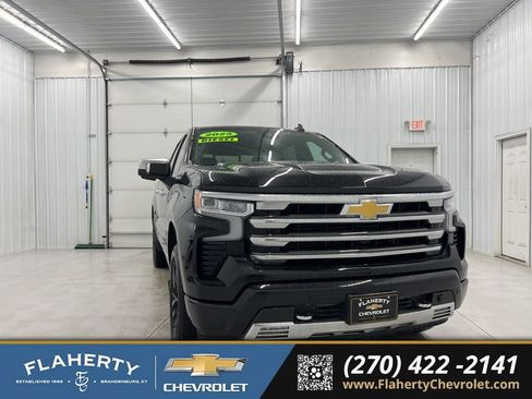 Used 2025 Chevrolet Silverado 1500 High Country image 1
