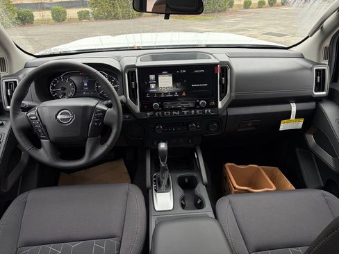 New 2026 Nissan Frontier SV image 24