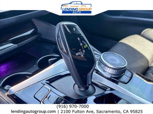 Used 2021 BMW 530i w/ M Sport Package RWD image 18