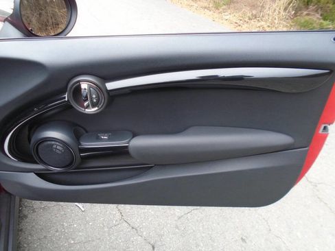 Used 2017 MINI Cooper S image 20