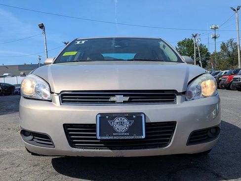 Used 2011 Chevrolet Impala LT w/ Luxury Edition Package FWD image 4