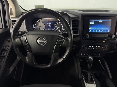Used 2024 Nissan Frontier SV w/ SV Convenience Package AWD/4WD image 14