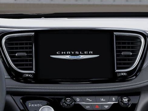 New 2026 Chrysler Pacifica Select image 21