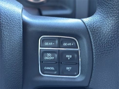 Used 2015 RAM 1500 Express image 23