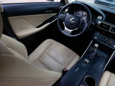 Used 2015 Lexus IS 250 w/ Navigation System Package image 25