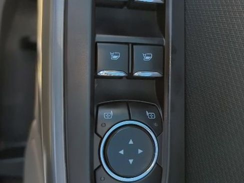 Used 2023 Ford F150 XLT image 12