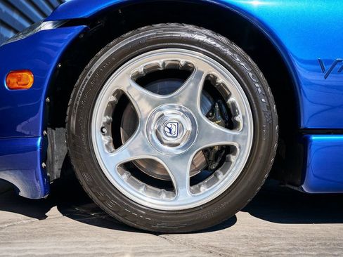 Used 1996 Dodge Viper GTS RWD image 5