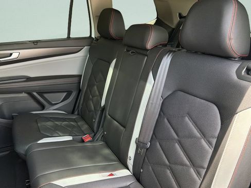 New 2026 Volkswagen Atlas Peak Edition AWD/4WD image 27