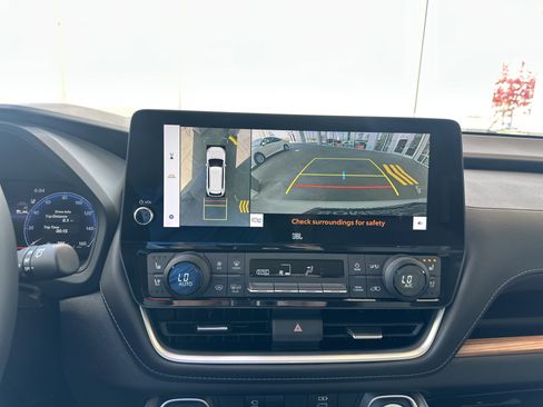 Certified 2024 Toyota Grand Highlander Limited image 39