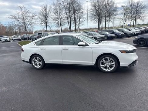 Used 2024 Honda Accord LX image 9
