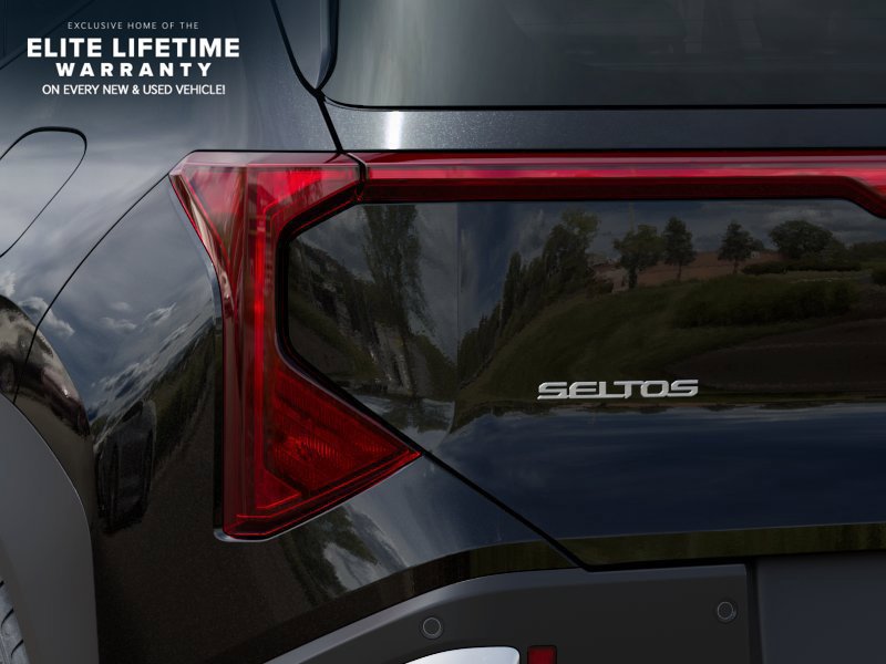 New 2027 Kia Seltos LX FWD image 12