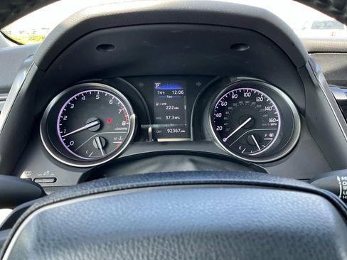 Used 2021 Toyota Camry SE image 18