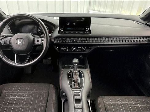 Certified 2025 Honda HR-V Sport image 14
