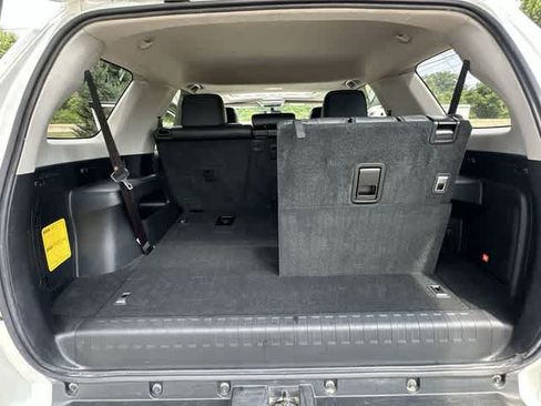 Used 2018 Toyota 4Runner Limited AWD/4WD image 27