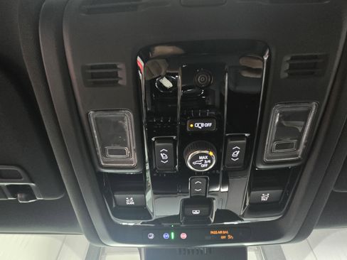 New 2026 GMC Yukon XL AT4 w/ AT4 Premium Package image 15