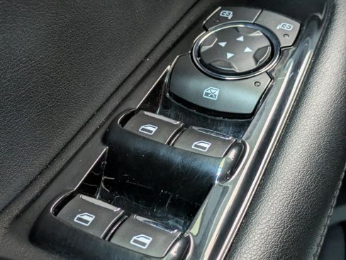 Used 2020 Ford Edge SEL w/ Convenience Package FWD image 24