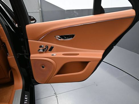 New 2026 Bentley Flying Spur Plug-In Hybrid AWD/4WD image 24