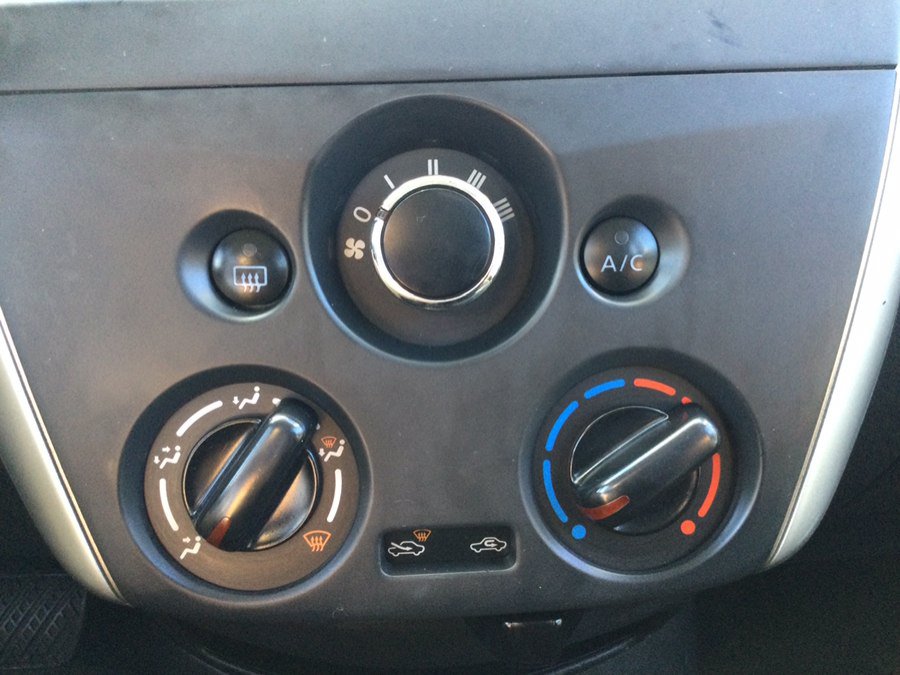 Used 2015 Nissan Versa Note S Plus FWD image 28