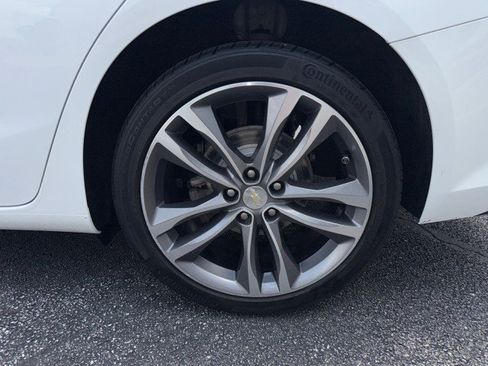 Used 2020 Chevrolet Malibu Premier w/ LPO, Floor Liner Package FWD image 12